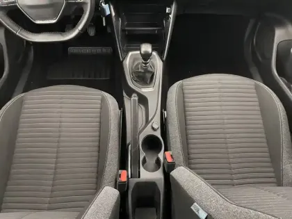 Photo 48 Peugeot 2008  BlueHDi 110 S&S BVM6