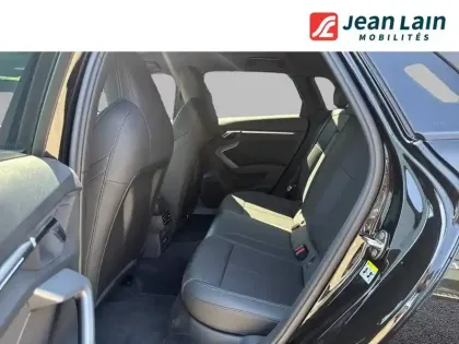 Photo 24 Audi A3  Sportback TFSI e Hybride rechargeable 204 S tronic 6
