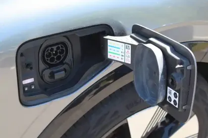 Photo 16 Renault Megane  E-Tech EV60 220 ch super charge