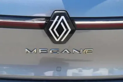 Photo 46 Renault Megane  E-Tech EV60 220 ch super charge