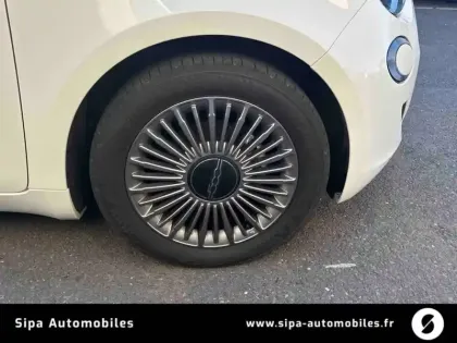 Photo 29 Fiat 500  e 95 ch
