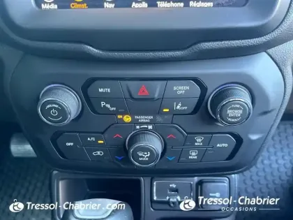 Photo 12 Jeep Renegade  1.3 GSE T4 150 ch BVR6 S