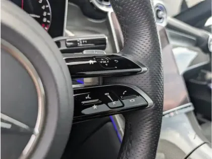 Photo 12 Mercedes GLC 300 e  Hybrid EQ 4MATIC
