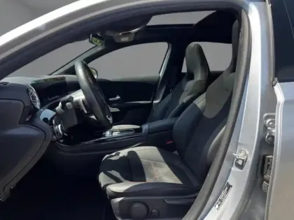 Photo 19 Mercedes Classe A 250 e Hybrid EQ AMG Line
