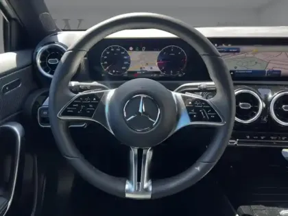 Photo 12 Mercedes Classe A 180 d Progressive Line
