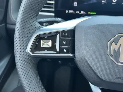 Photo 16 Mg EHS 1.5L 272ch  PHEV Luxury
