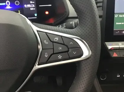 Photo 19 Renault Captur Nouveau E-Tech full hybrid 160 ch Techno