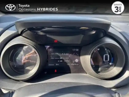 Photo 13 Toyota Yaris  Cross 116h Dynamic MY22