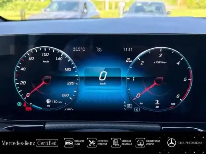 Photo 8 Mercedes GLA  200 d 150ch AMG Line 8G-DCT