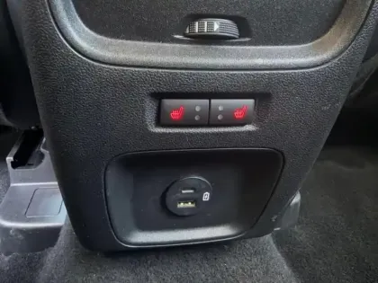 Photo 13 Ford Kuga  2.5 Duratec 190ch FHEV E85 Vignale BVA