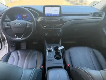 Photo 14 Ford Kuga  2.5 Duratec 190ch FHEV E85 Vignale BVA