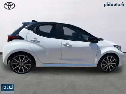 Photo 18 Toyota Yaris  130h GR Sport 5p MY25