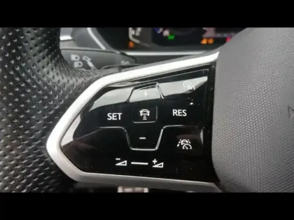 Photo 14 Volkswagen Tiguan  Allspace 2.0 TDI 150ch R-Line DSG7