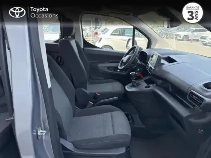 Photo 14 Toyota Proace  CITY Verso Medium 1.2 110 VVT-i Dynamic RC23