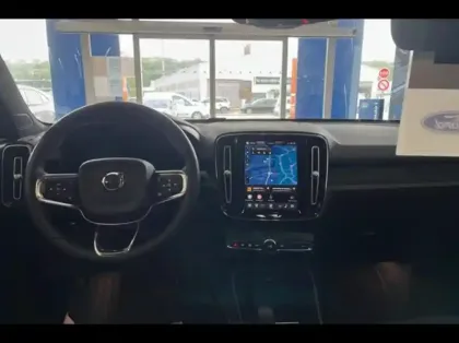 Photo 8 Volvo C40  Recharge 231ch Ultimate