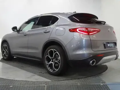 Photo 6 Alfa Romeo Stelvio  2.2 Diesel 210ch Executive Q4 AT8 MY19