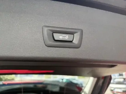 Photo 12 BMW X1  sDrive18iA 140ch Lounge DKG7