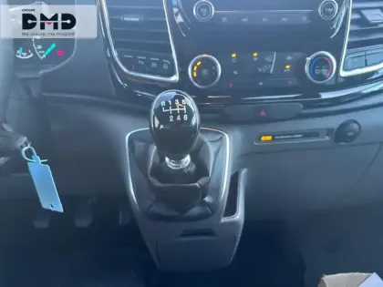 Photo 8 Ford Custom Transit  Fg 300 L1H1 2.0 EcoBlue 130 Ambiente 7cv