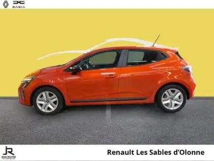 Photo 9 Renault Clio  1.6 E-Tech 145ch full hybrid Evolution - 24