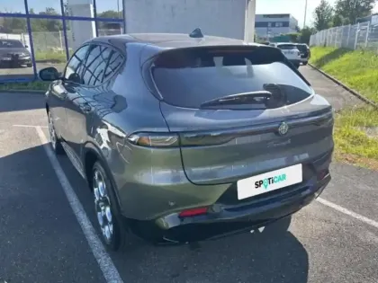 Photo 6 Alfa Romeo Tonale  1.5 Hybrid 160ch Veloce TCT