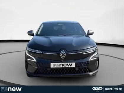 Photo 7 Renault Megane  E-Tech Electric EV60 220ch Iconic optimum charge