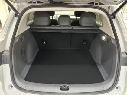 Photo 5 Leapmotor B10  REEV 218ch 18,8 kWh Design