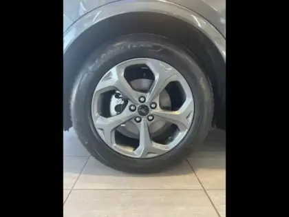 Photo 8 Ford Kuga  2.5 Duratec 180ch Hybrid FlexiFuel ST-Line Powershift
