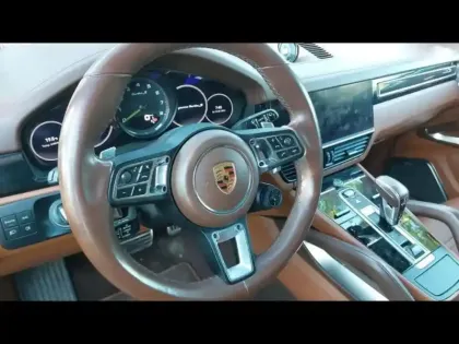 Photo 10 Porsche Cayenne  4.0 V8 680ch Turbo S E-Hybrid