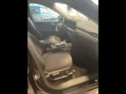 Photo 10 Ford Kuga  2.5 Duratec 180ch Hybrid FlexiFuel Active Powershift