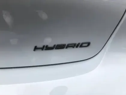 Photo 19 Peugeot 208  Hybrid 110 ch e-DCS6
