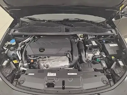 Photo 45 Peugeot 308  PHEV 180 e-EAT8