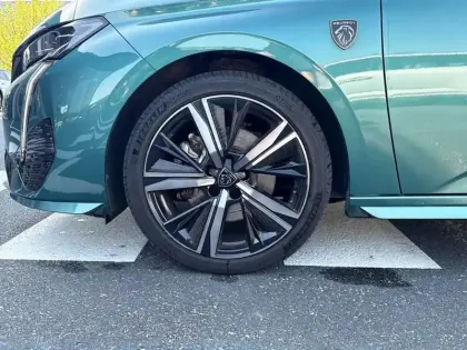Photo 12 Peugeot 308  SW BlueHDi 130ch S&S EAT8