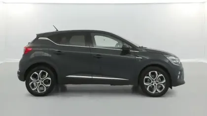 Photo 29 Renault Captur  E-Tech Plug-in 160 - 21