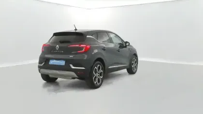 Photo 28 Renault Captur  E-Tech Plug-in 160 - 21