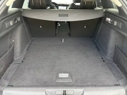 Photo 5 Peugeot 308  SW BlueHDi 130ch S&S EAT8