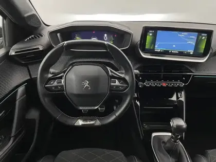Photo 21 Peugeot 208  PureTech 100 S&S BVM6