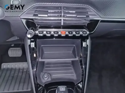 Photo 13 Peugeot 208  Electrique 50 kWh 136ch
