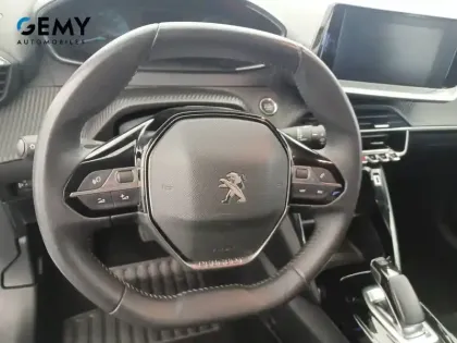 Photo 12 Peugeot 208  Electrique 50 kWh 136ch