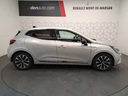 Photo 5 Renault Clio  E-Tech full hybrid 145