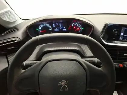 Photo 13 Peugeot 208  BLUEHDI 100 S&S BVM6