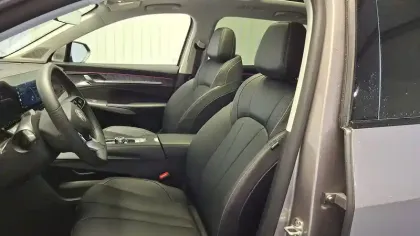 Photo 13 Mg S9 MG PHEV 299 ch