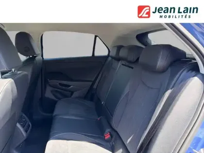 Photo 16 Volkswagen T-roc  1.5 eTSI EVO2 Hybrid 116 ch DSG7