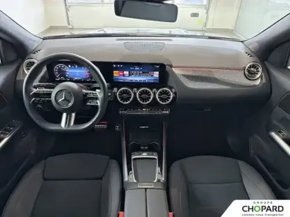 Photo 11 Mercedes GLA  200 d 8G-DCT