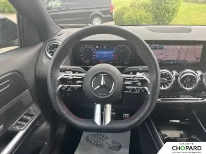 Photo 8 Mercedes GLA  200 d 8G-DCT