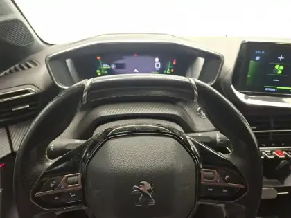 Photo 13 Peugeot 208  PureTech 100 S&S BVM6