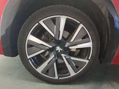 Photo 9 Peugeot 208  PureTech 100 S&S BVM6