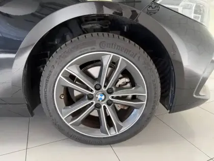Photo 14 BMW Serie 1 118i 136 ch DKG7