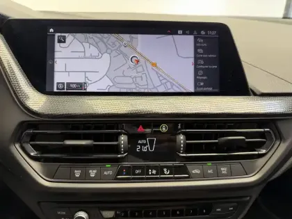 Photo 19 BMW Serie 1 118i 136 ch DKG7