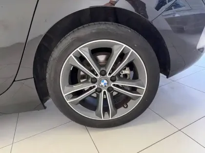 Photo 16 BMW Serie 1 118i 136 ch DKG7