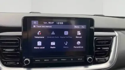 Photo 16 Kia Stonic  1.0 T-GDi 100 ch BVM6